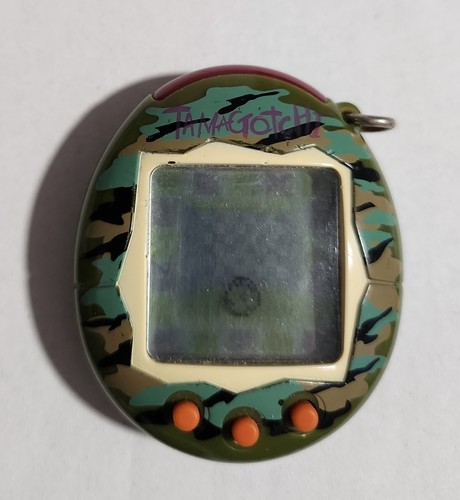 Tamagotchi green camo 2004 - v2,