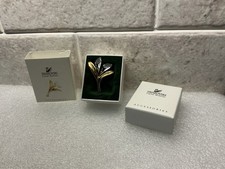 FOR SALE A SWAROVSKI LILY 22CT