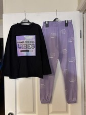 Boys Purple Downloading Vibes