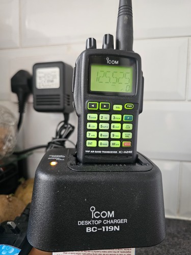 Icom a24e vhf - 5watt, airband