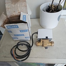 Reliance – 2 Port Motorised