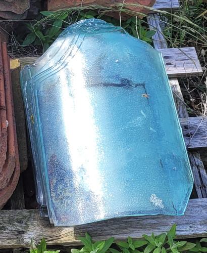 Reclaimed glass pantiles - 13,