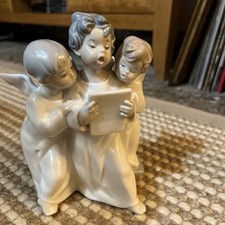 Lladro Group of Angels Singing