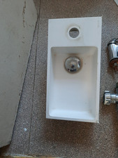 SMALL CLOSET SINK  14" X 7.5 X 3.5 ( USED,  Free Tap & Sink Trap )