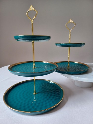 Matching set x tiered - of,