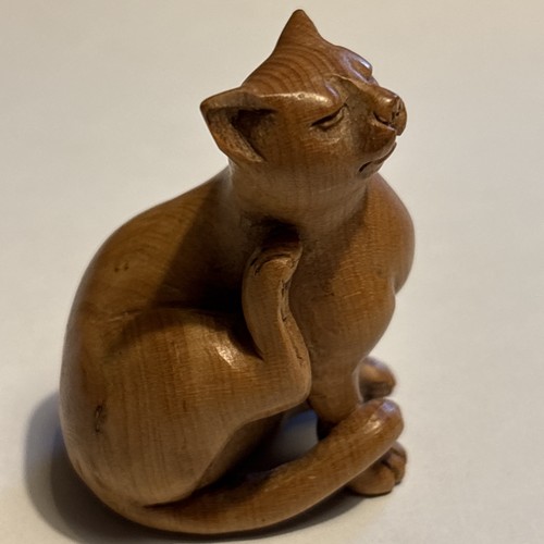Signed japanese wooden - signed, netsuke