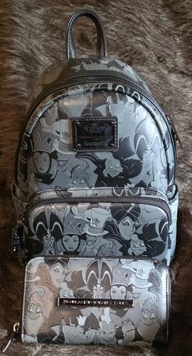 Loungefly disney debossed - disney,
