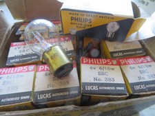 VINTAGE CLASSIC CAR  6 VOLT