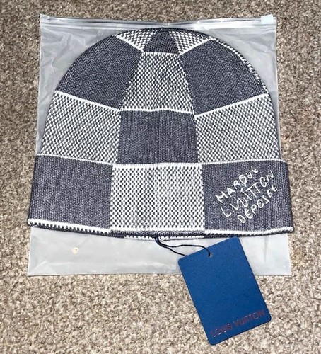Louis vuitton grey - louis,