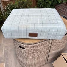 Ivy & Duke The Muttress dog bed