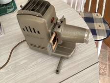 Vintage Aldis Aspheric Slide Projector in Original Case UNTESTED