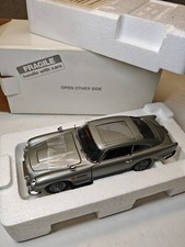 Danbury Mint James Bond 007