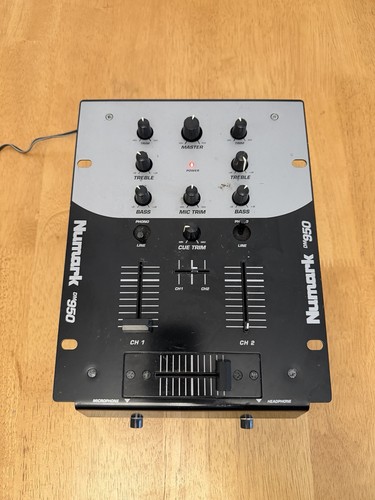 Numark 950 channel dj - 2,