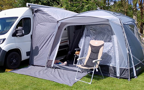 Drive away awning - drive,