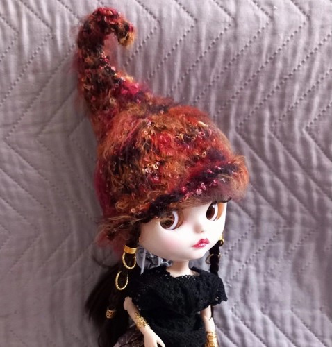 Ooak hand knitted fluffy - hand,