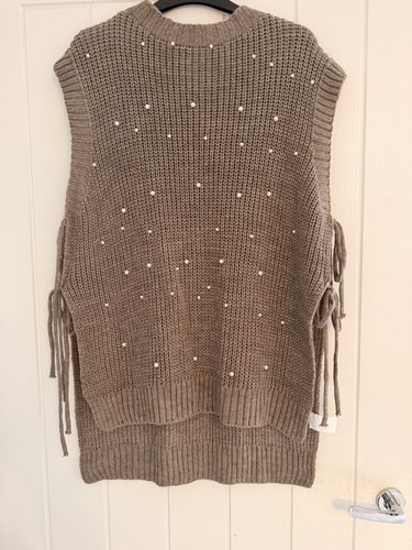 Taupe grey knitted pearl - knitted,
