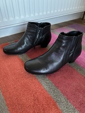 Gabor UK5 hovercraft Black Leather Ankle Boots With Zip Fastening VGC