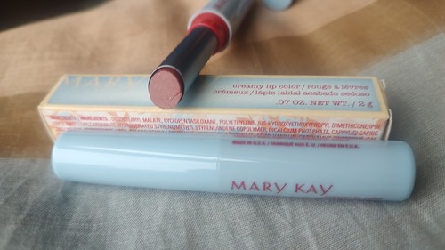 Mary kay creamy - mary, lip
