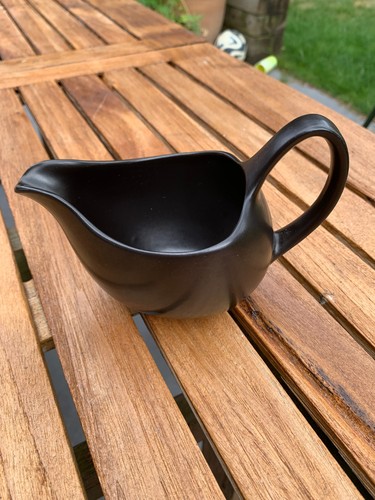 Black milk cream - black, jug