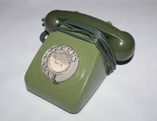 Retro BT Rotary Dial 746 Model Two Tone Green Telephone For Spares Or Repairs