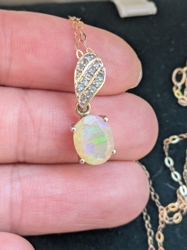 10ct opal with blue stone - opal,