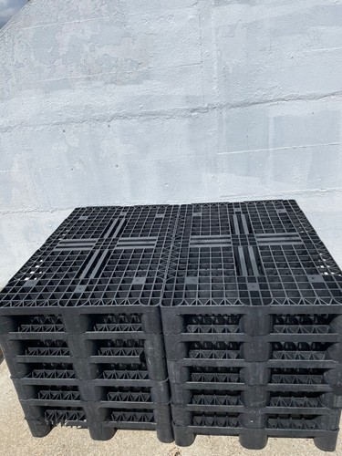 Black plastic euro - x,