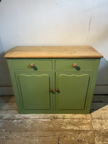 Green painted victorian - green,
