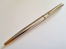 Gorgeous Parker Insignia Flighter Barleycorn Silver & Gold Trim Ballpoint Pen