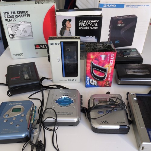 Walkman vintage cassette - 11, x