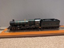 GWR 4936 "Kinlet Hall" With Green Crest Bachmann 00 Gauge Green Model Locomotive