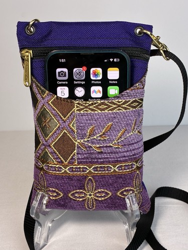 Danny cellphone crossbody - k,