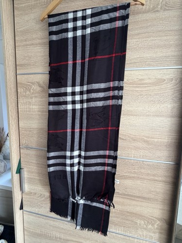 Black burberry shawl - burberry,