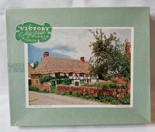 Victory Thatched Cottage 250