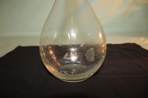Vase etched floral pattern - vase,