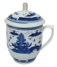 Chinese Porcelain Lidded Mug -