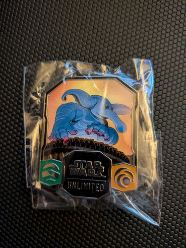 Swu max rebo pin badge - rebo,