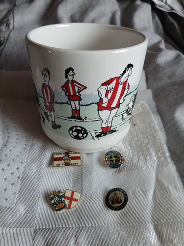 Huddersfield town pin badges - huddersfield,