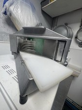 VEVOR Manual Tomato Slicer with 3/16'' Blade Vegetable Slicer Stainless Steel