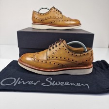 Oliver Sweeney Ashby Tan