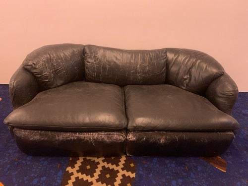 Confidential lounge sofa - ‘confidential’,