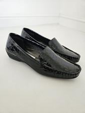 Ladies Black Leather Shoes