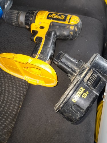 Dewalt drill and - battery, 18v