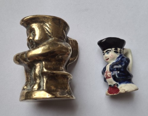 Vintage miniature toby - x,
