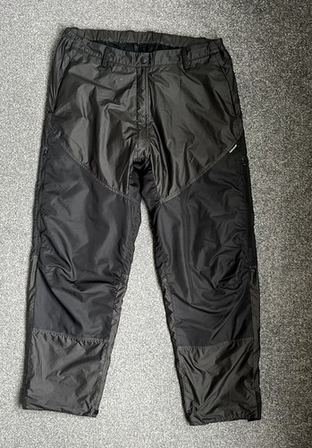 Black and grey - grey, paramo