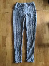 Ovahia Size Medium Pale  Grey Textured Leggings