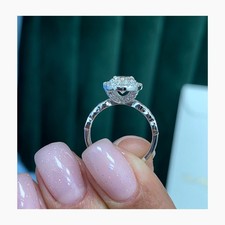 Diamond Ring Halo Oval VS1 F