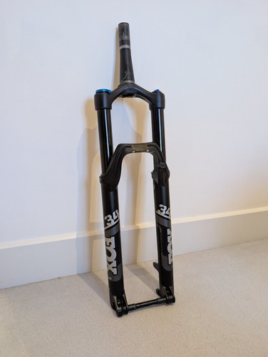 Fox rythym float 150mm - 34,
