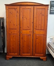 Ducal Chateau Triple Pine