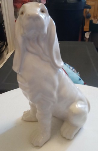 Vintage dog figurine - dog,