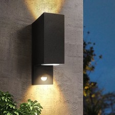 Modern Outdoor Wall Light